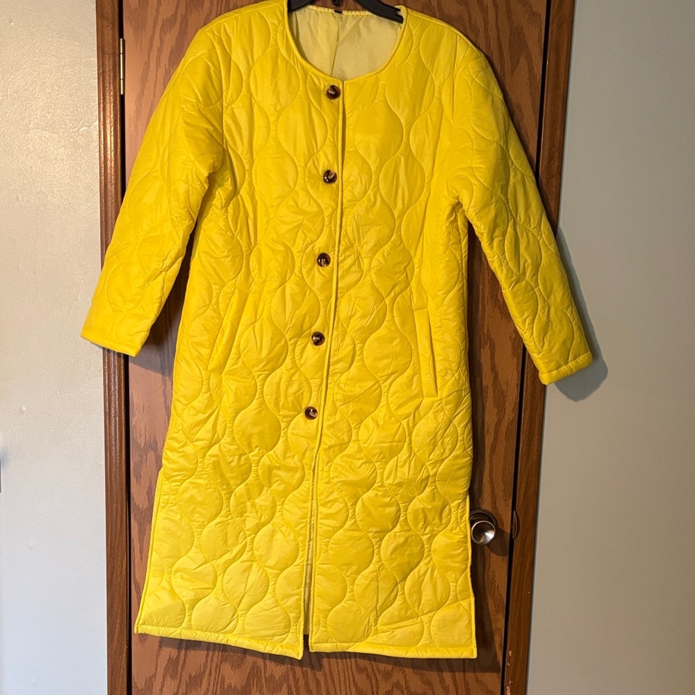 Sunny Yellow Quilted Women's Puffer Coat